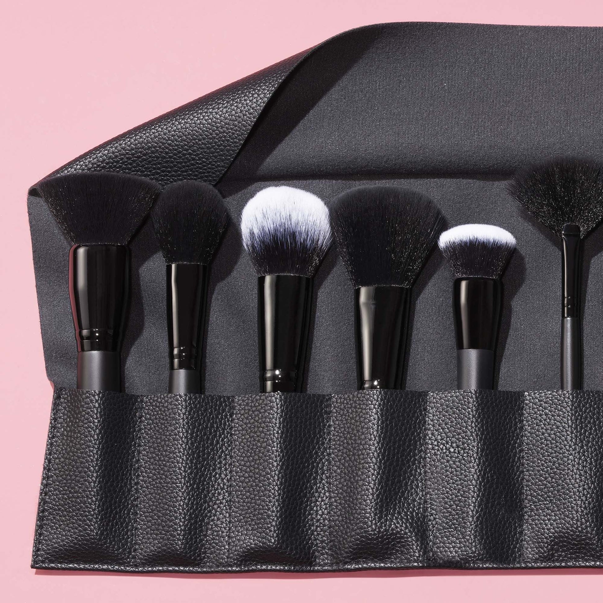 17-piece-ultimate-makeup-brush-set-and-travel-roll-e6 042423_UltBrushSet_V2_Main-2_IGF_carousel1.jpg