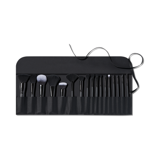 17-piece-ultimate-makeup-brush-set-and-travel-roll-e6 84673_TravBrushSet_AllBrush__590_OPEN_V3_R_R.png